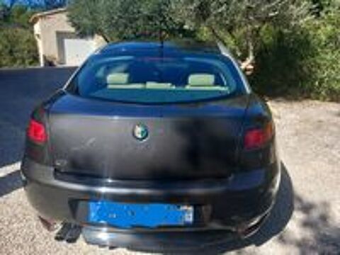 GT 1.9 JTD M-JET 150 Distinctive 2009 occasion 83136 La Roquebrussanne