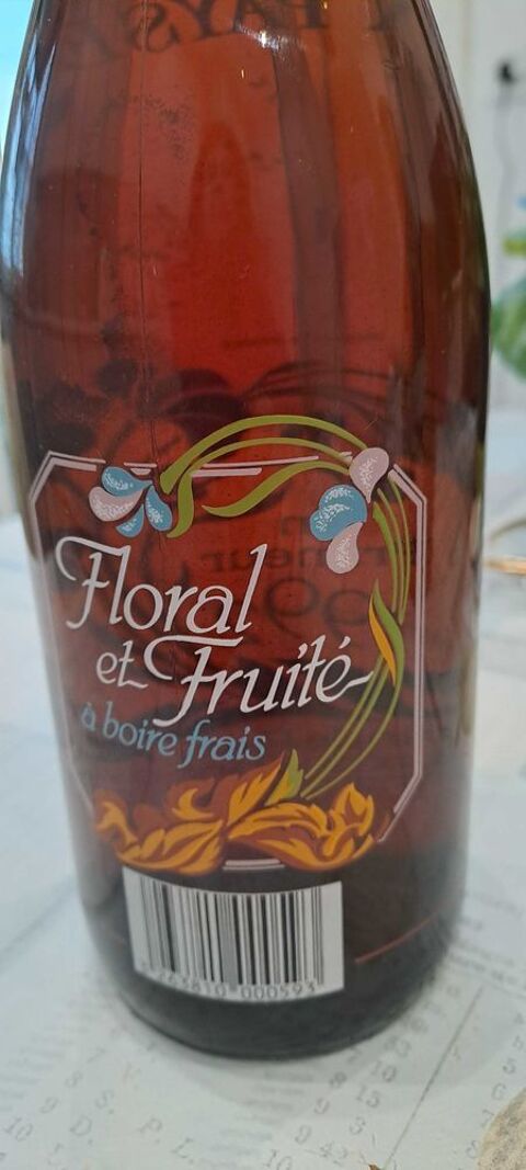 bouteille d�cor�e Villefranche-sur-Mer (06)