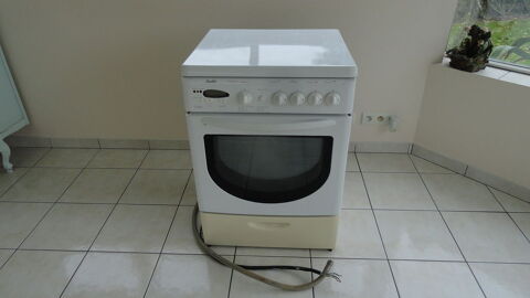 Gazini�re gaz ( SAUTER ) 60 Sabl�-sur-Sarthe (72)