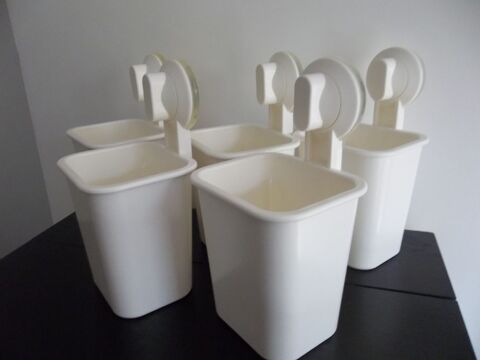 3 Porte Brosse  dents IKEA avec ventouses 9 Bagneux (92)