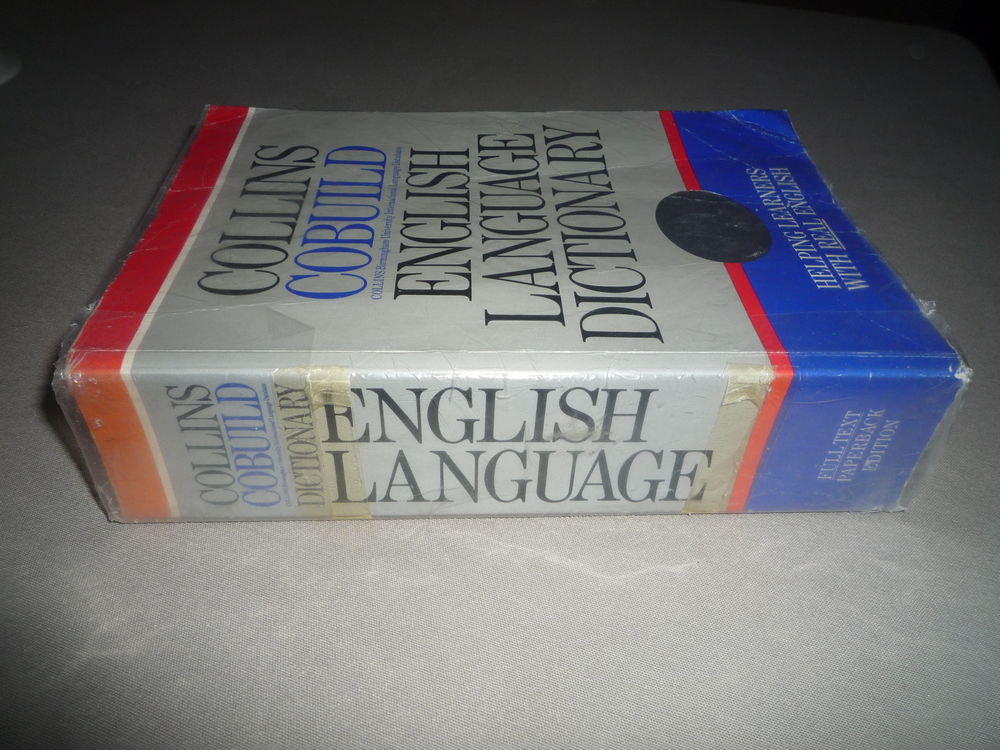 Dictionnaire English. Livres et BD