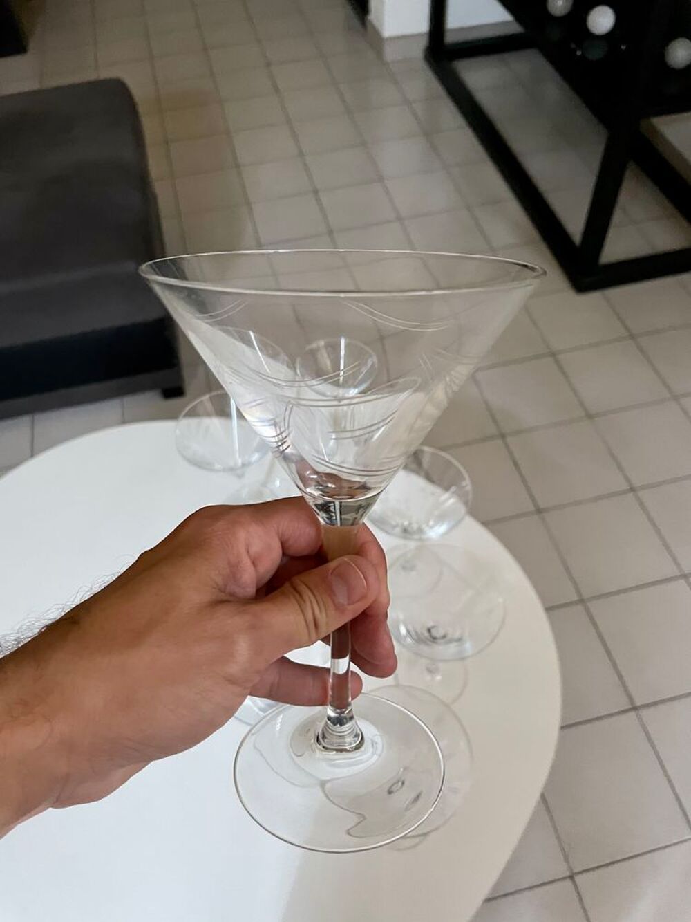 8 verres &agrave; cocktail en cristal Décoration