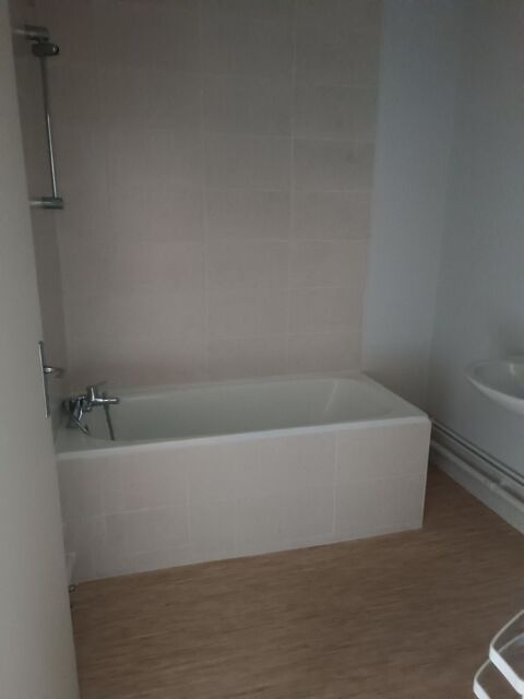  Appartement � louer 4 pi�ces 100 m�