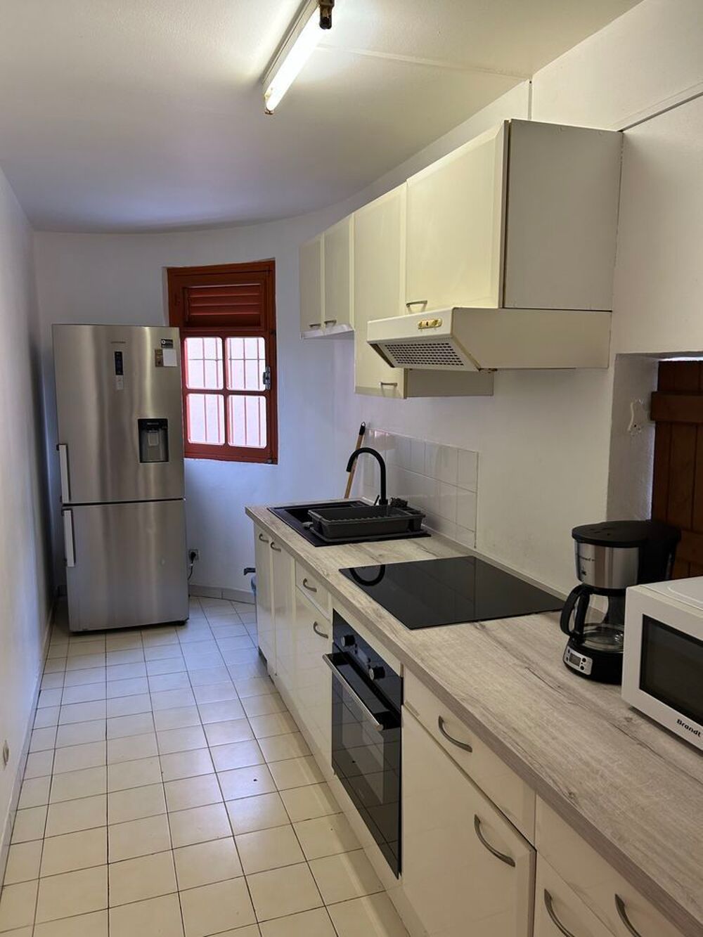Location Maison SAINTE LUCE - Vue mer -VILLA 3 chambres avec piscine 2200€/mois Sainte-luce
