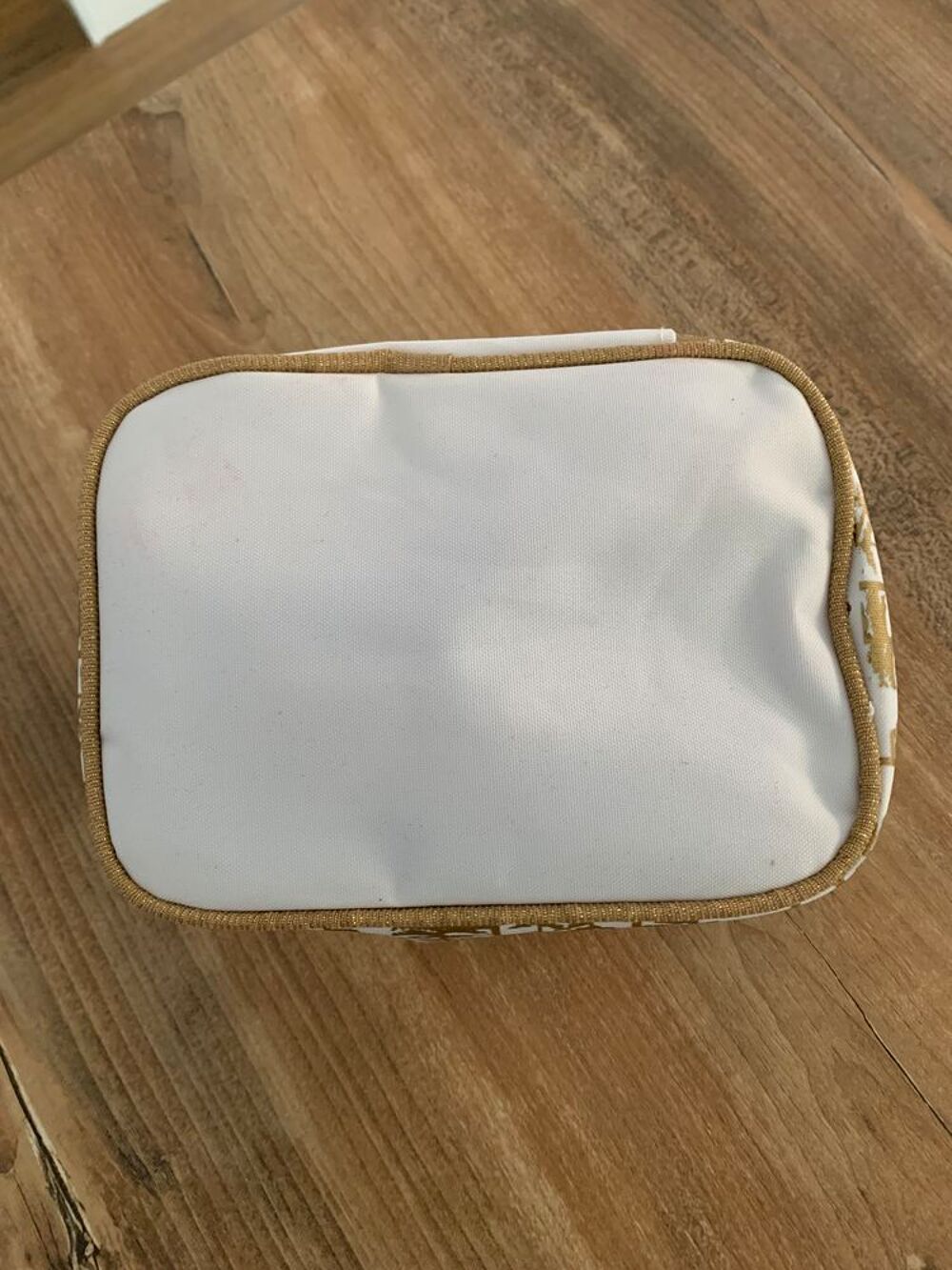 Trousse de toilette " Yves Rocher " - Couleur blanc / Maroquinerie