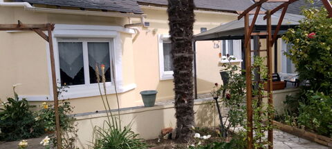   Bonjour maison sur la commune de montreuil juigne Maison - 4 pi�ce(s) - 137 m�