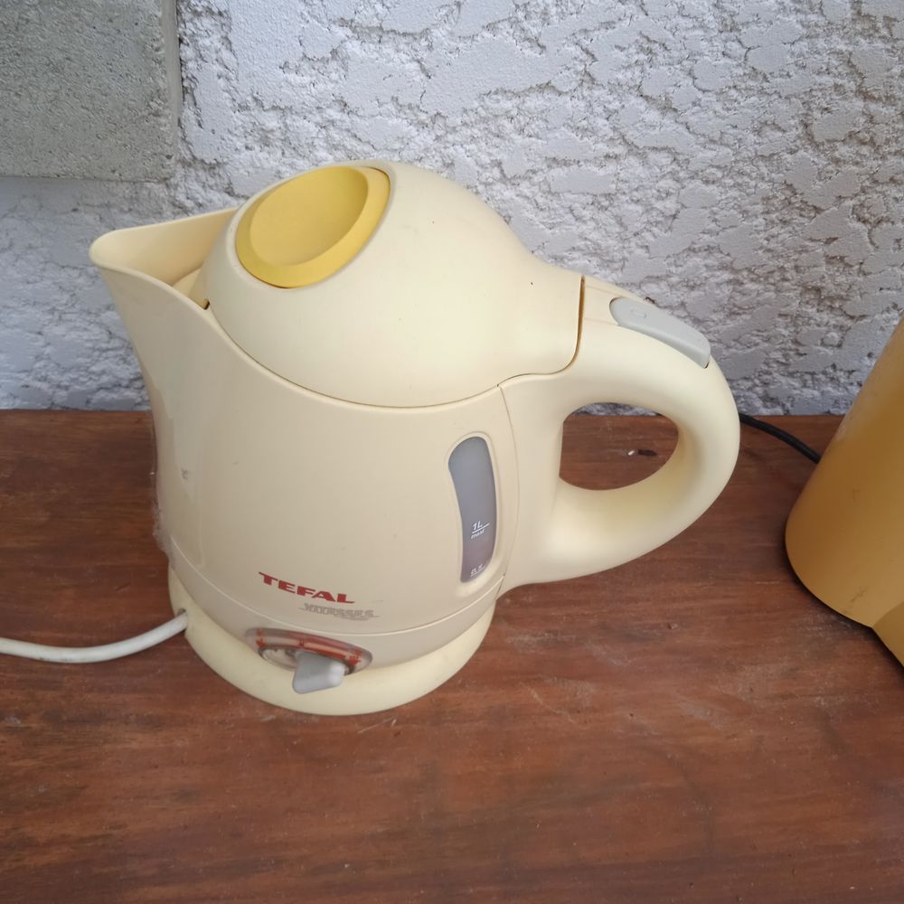 Bouilloire Tefal jaune Electroménager