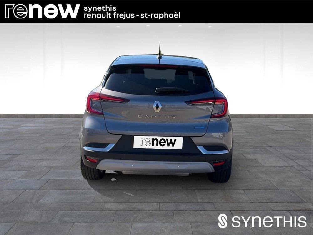 Captur E-Tech Plug-in 160 - 21 Intens 2022 occasion 83600 Fr&eacute;jus