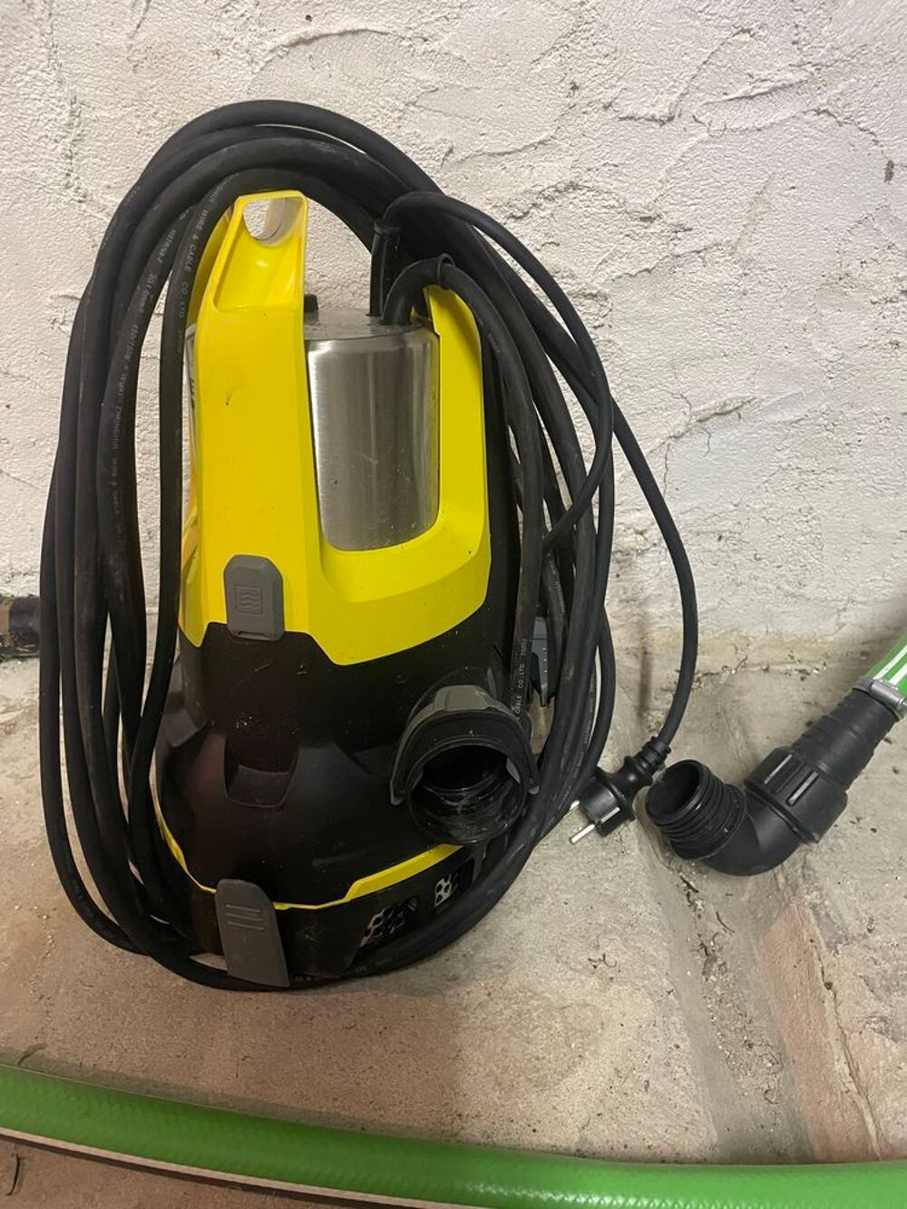 pompe Karcher 17000 flat level sensor et tuyau d'&eacute;vacuation Bricolage