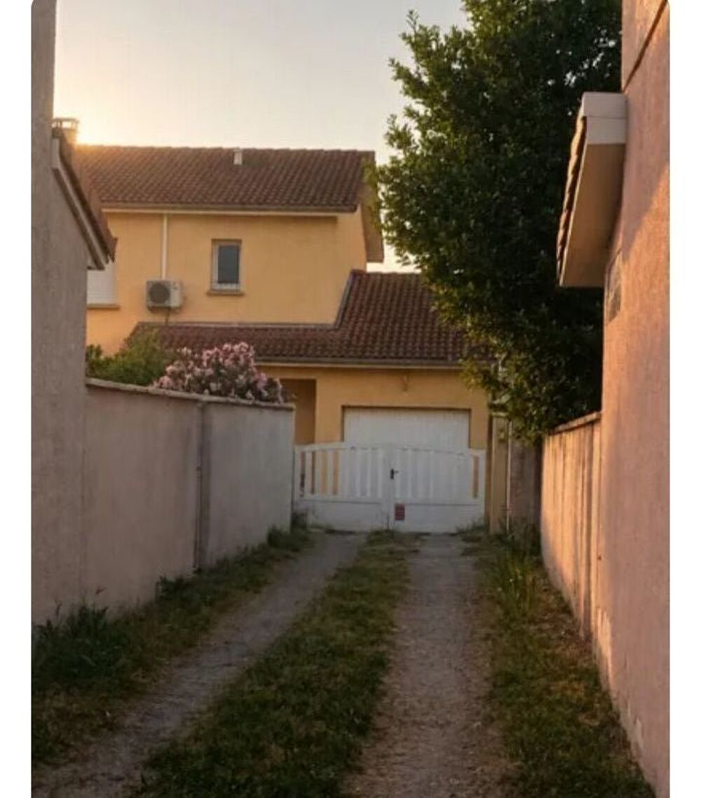 Maison 5 pièces 101 m² · à Vaulx-en-Velin · 101 m² · 357 000 €