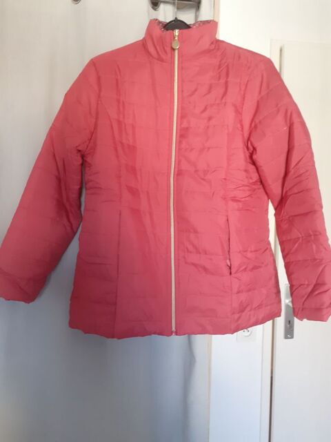 Doudoune rose  
10 Tresses (33)