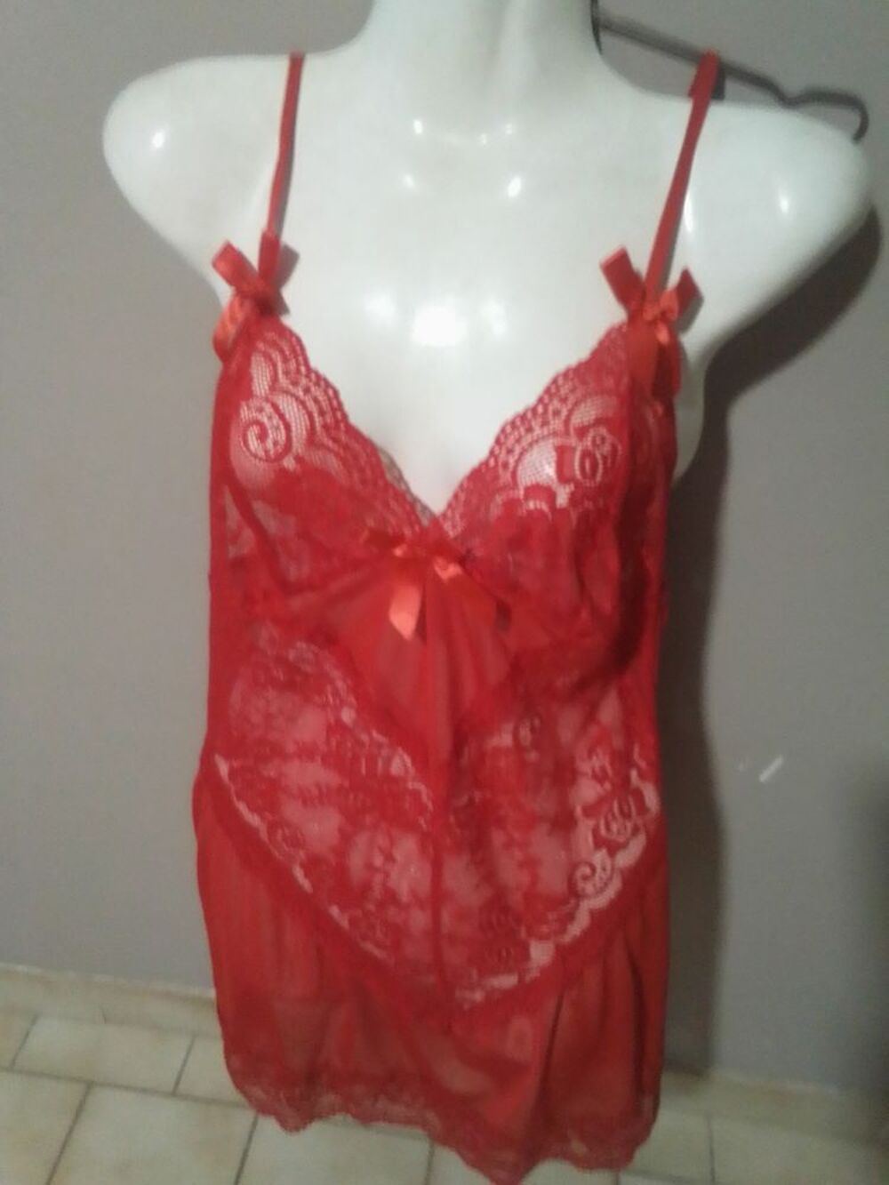 ensemble Nuisette et string Transparent
Vêtements