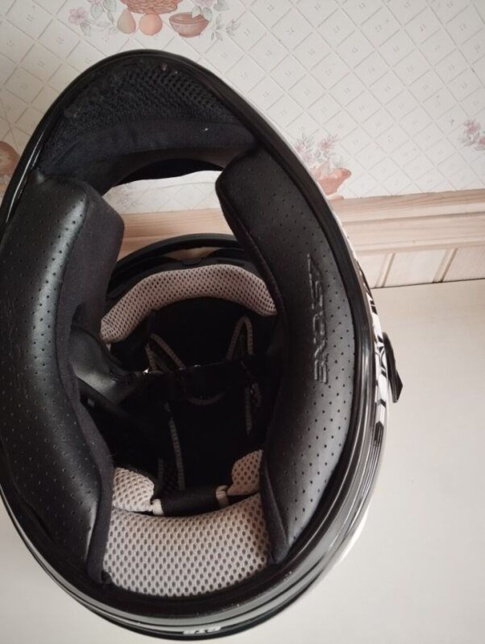 CASQUE MOTO FEMME ASTON Vêtements