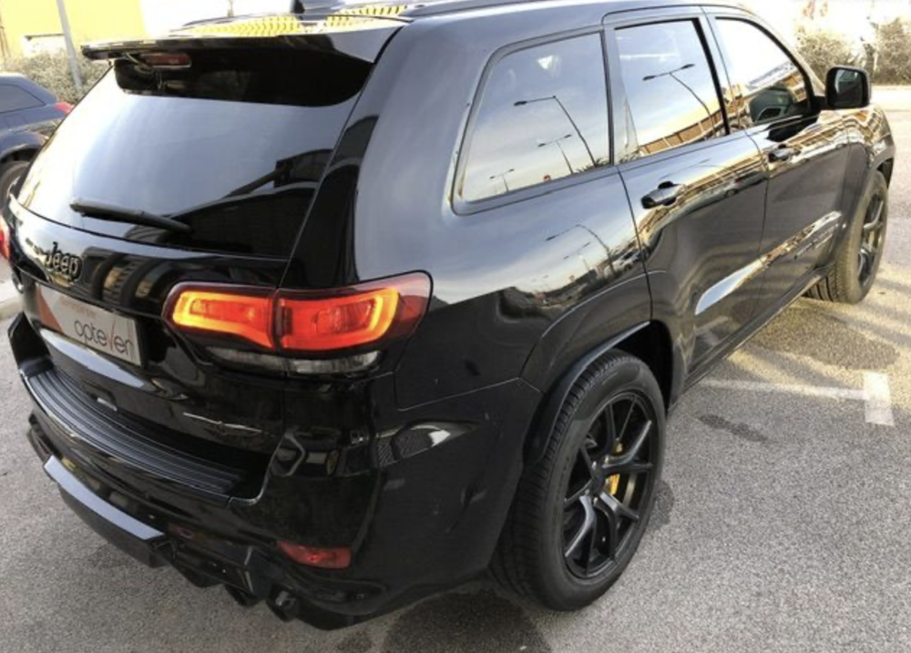 Grand Cherokee JEEP GRAND CHEROKEE TRACKHAWK 6.2 COMPRESSEUR 710 cv 2018 occasion 83830 Bargemon