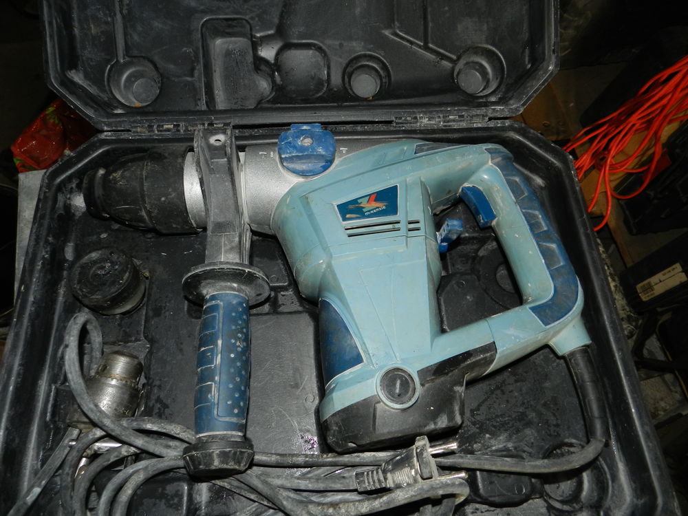 PERFORATEUR MAC KENSIE 1100W Bricolage