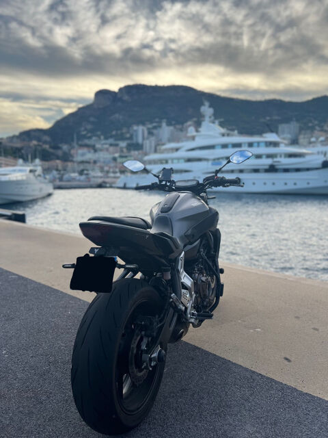 Moto YAMAHA 2014 occasion Nice 06000