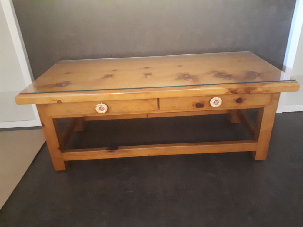 Table basse en arolle Meubles