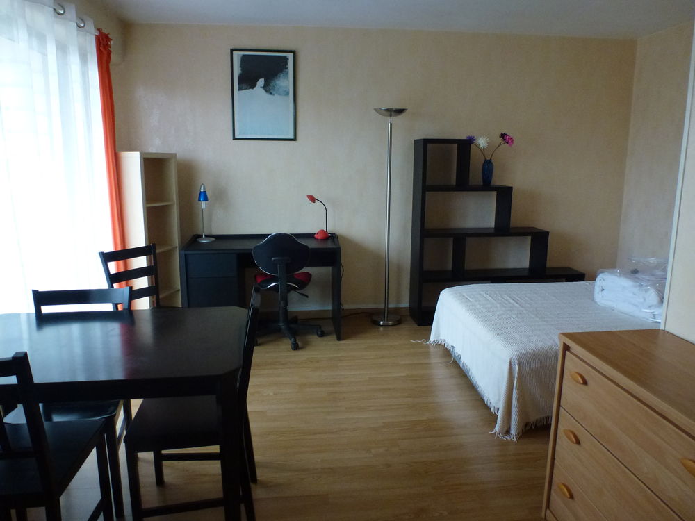 Location Appartement Reims St remi T1 meublé Reims