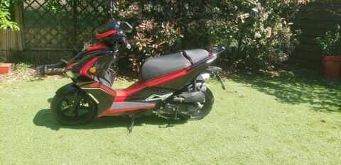 Scooter UNIVERSAL BIKE 2023 occasion Martignas-sur-Jalle 33127