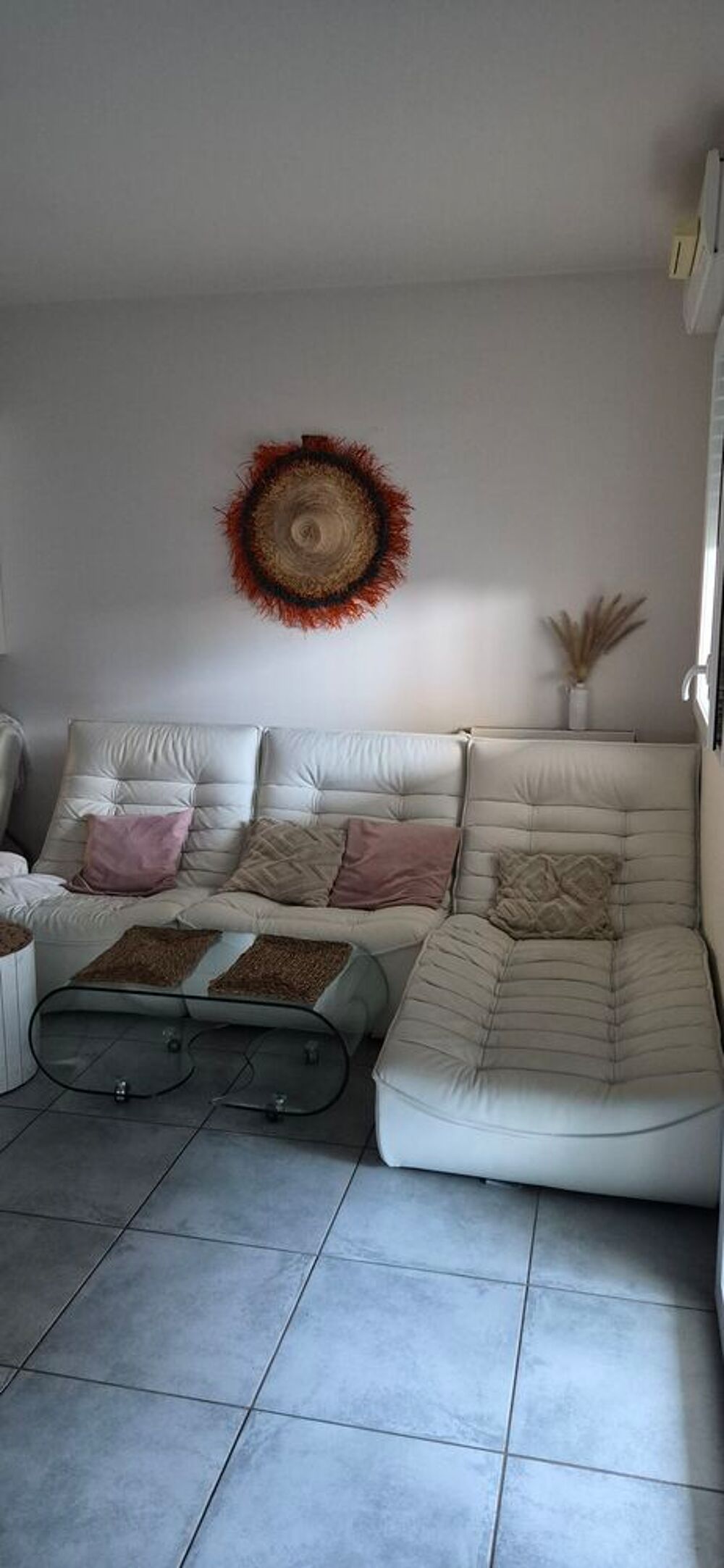 SALON 2 fauteuils sofa et 1 meridienne en cuir blanc Meubles