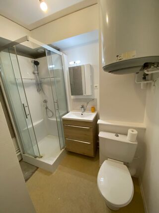  Duplex/triplex à louer 2 pièces 28 m²