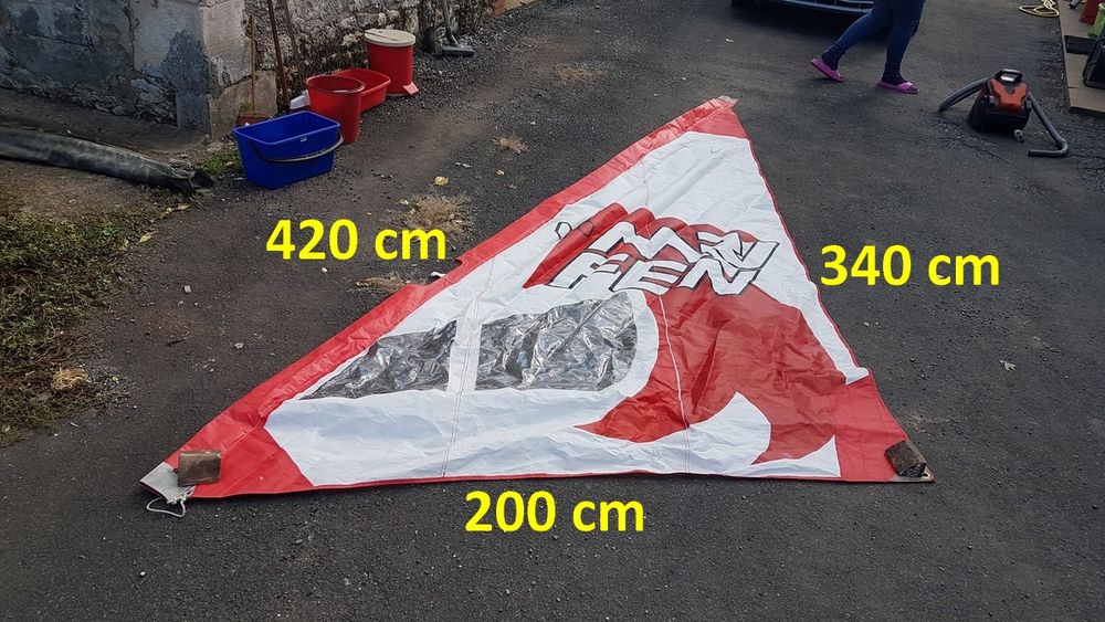 Voile pour planche &eacute;tat neuf Sports