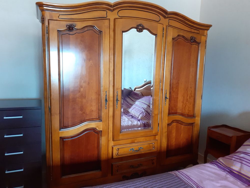 Chambre en merisier Meubles