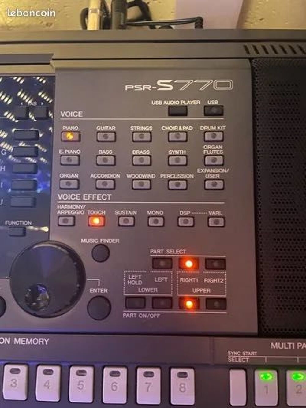 Yamaha PSR S770 Piano/Keyboard Instruments de musique