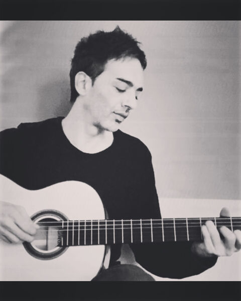 Cours de guitare sur Paris 0 75013 Paris