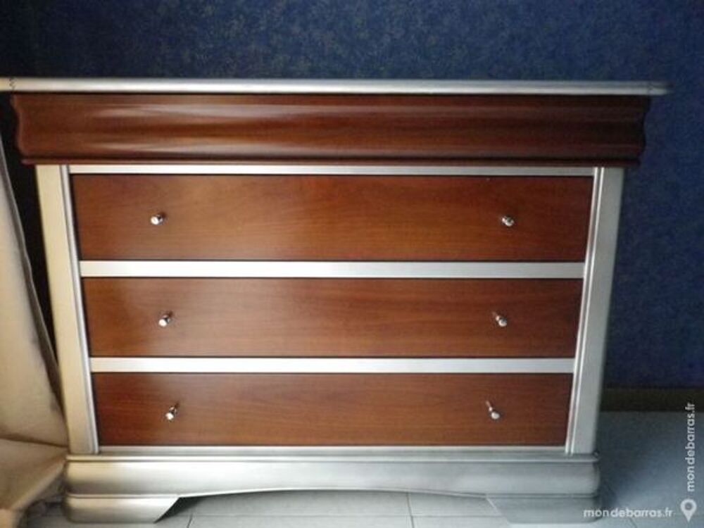 Commode en merisier Meubles