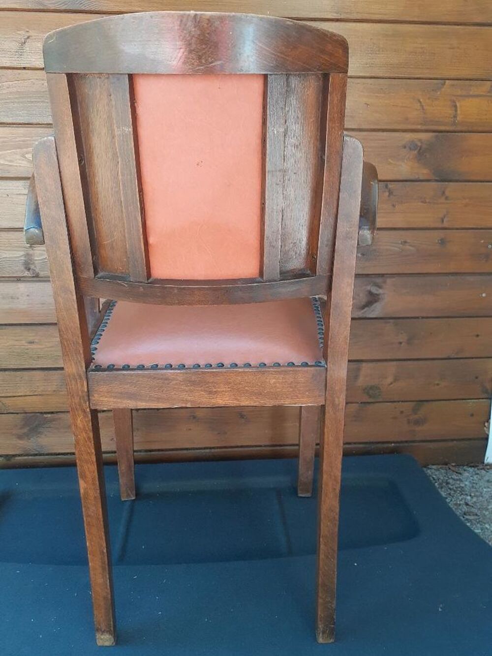 CHAISE AVEC ACCOUDOIRS Meubles