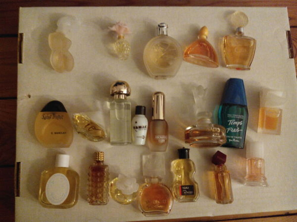 collection &eacute;chantillons de parfums 
