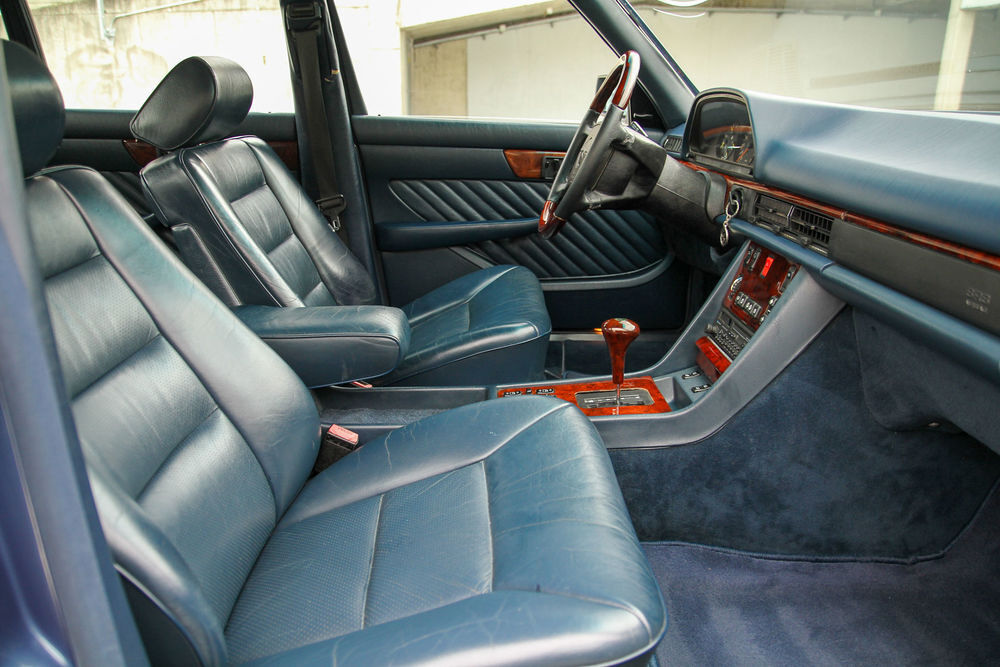 560 SEL 1990 occasion 59310 Auchy-lez-Orchies