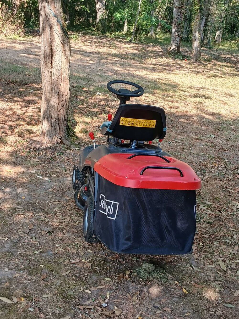 Tondeuse autoport&eacute;e scheppach Jardin