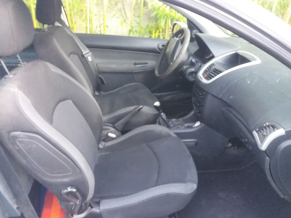 206 + AFFAIRE 1.4 HDI 68 FAP PACK CD CLIM 2012 occasion 77250 Veneux-les-Sablons