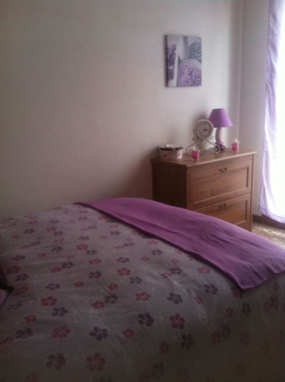 Chambre IKEA mod&egrave;le Hemn&egrave;s Bois clair Meubles