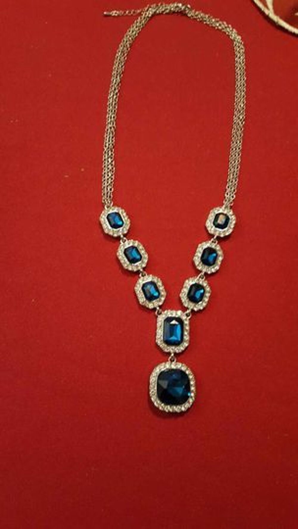  Collier Diana style mythique pierres bleues N&deg; 1267 Bijoux et montres