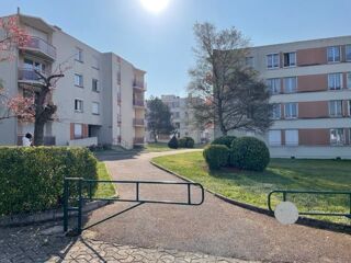  Appartement  louer 4 pices 80 m