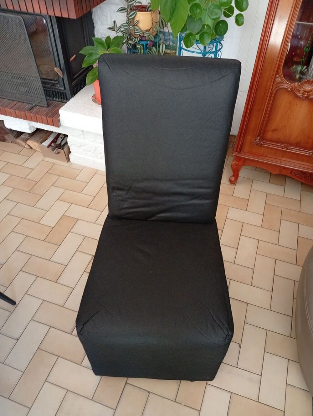 Fauteuil sur roulette s&eacute;curis&eacute; Meubles