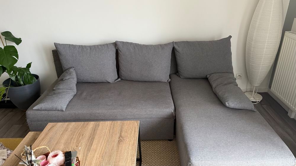 Canap&eacute; d'angle convertible IKEA Meubles
