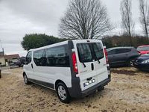 Trafic 2.0 dCi 115 cv Minibus 9 Places 2010 occasion 89150 Saint-Val&eacute;rien