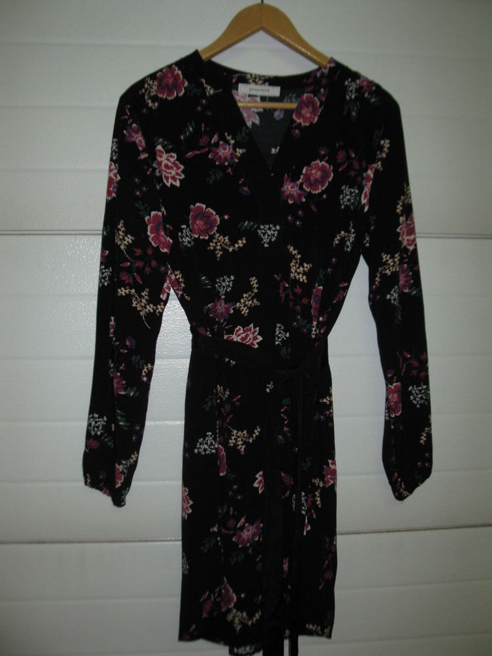 robe fleurie Vêtements