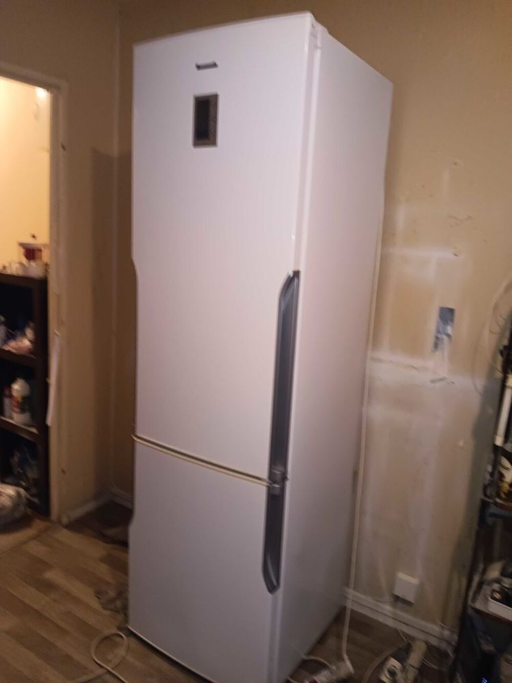 r&eacute;frig&eacute;rateur Combin&eacute; Cong&eacute;lateur Panasonic Class A++ 367/Litres Froid No Froost Enti&egrave;rement Ventil&eacute; Congel 72/Litres Fonction rapide 12kg/24h Electroménager