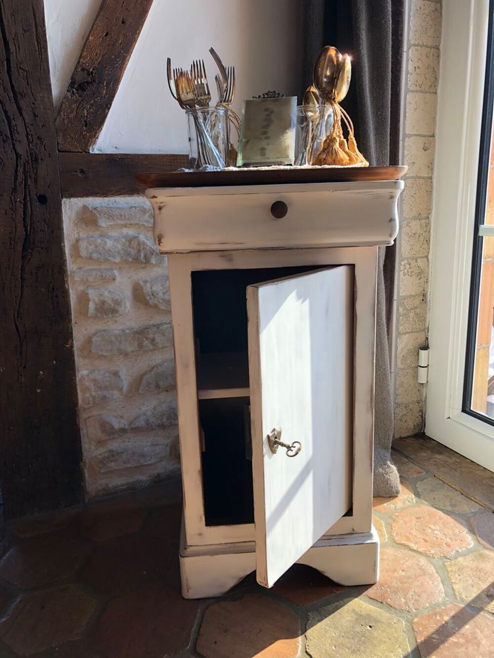 Table de chevet ou meuble d'appoint Meubles
