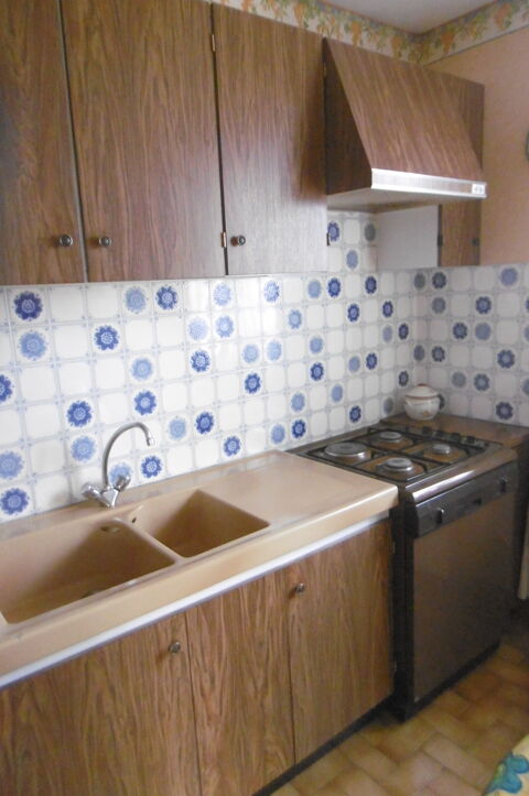 Belle cuisine complte en stratifi-formica CHABERT-DUVAL 1 Orgelet (39)