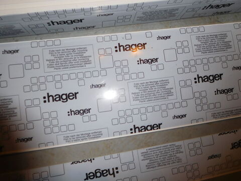 GOULOTTES marque  HAGER  30 Saint-Bonnet-de-Mure (69)