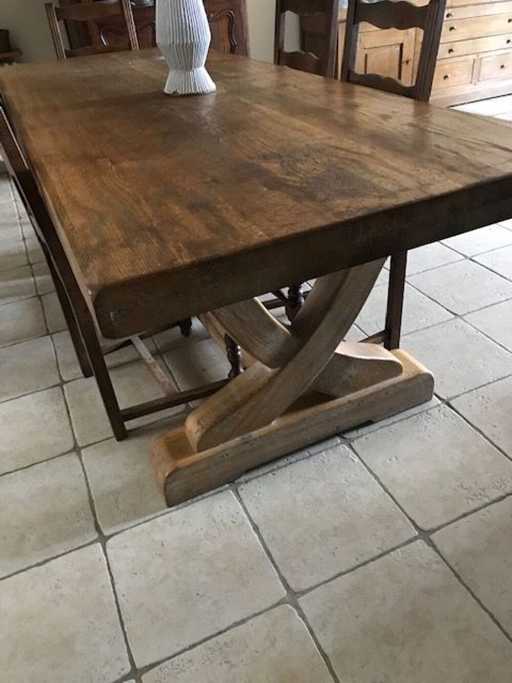 Table monastere chene massif 
Meubles