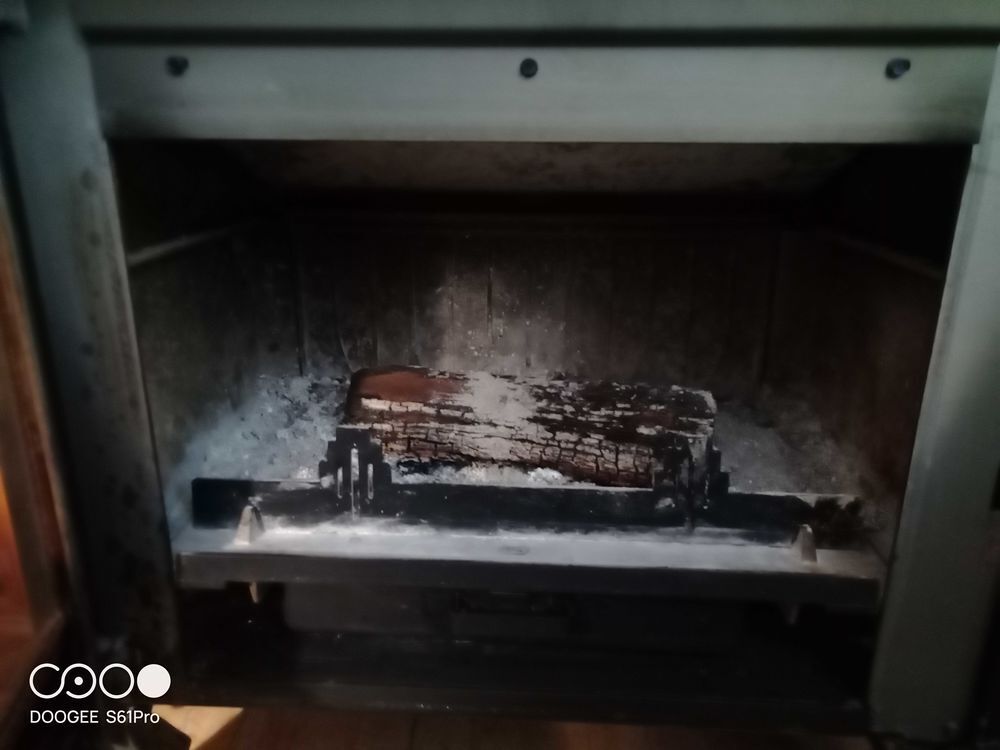 po&ecirc;le &agrave; bois Bricolage
