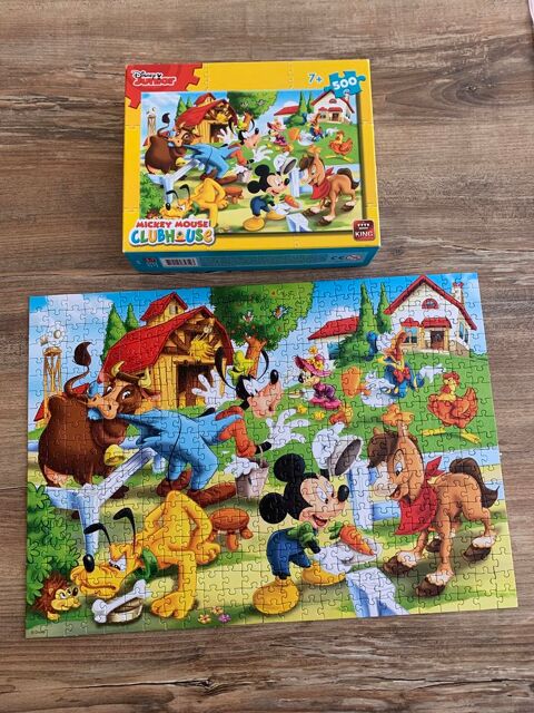Puzzle 500 pi�ces  Mickey Mouse    club house 6 Saleilles (66)