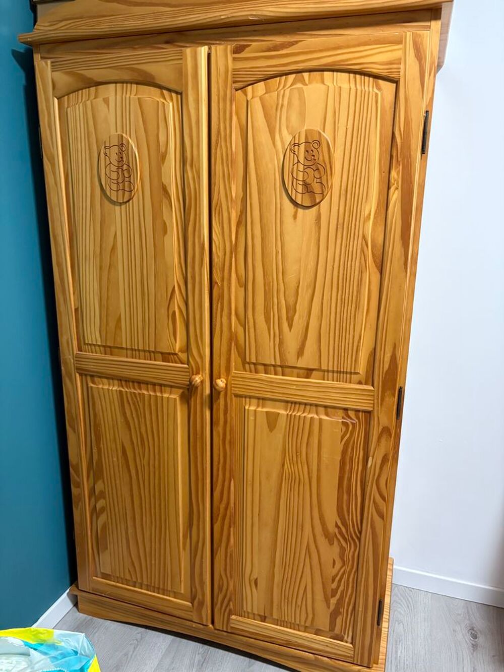 chambre b&eacute;b&eacute; compl&egrave;te bois lit table &agrave; langer Meubles